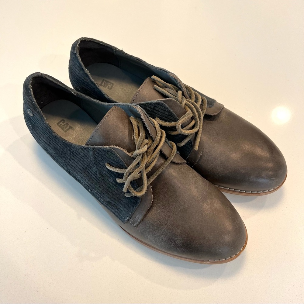 CAT Women’s Footwear Steel Color Tally Oxford Leather Shoes – Size 7